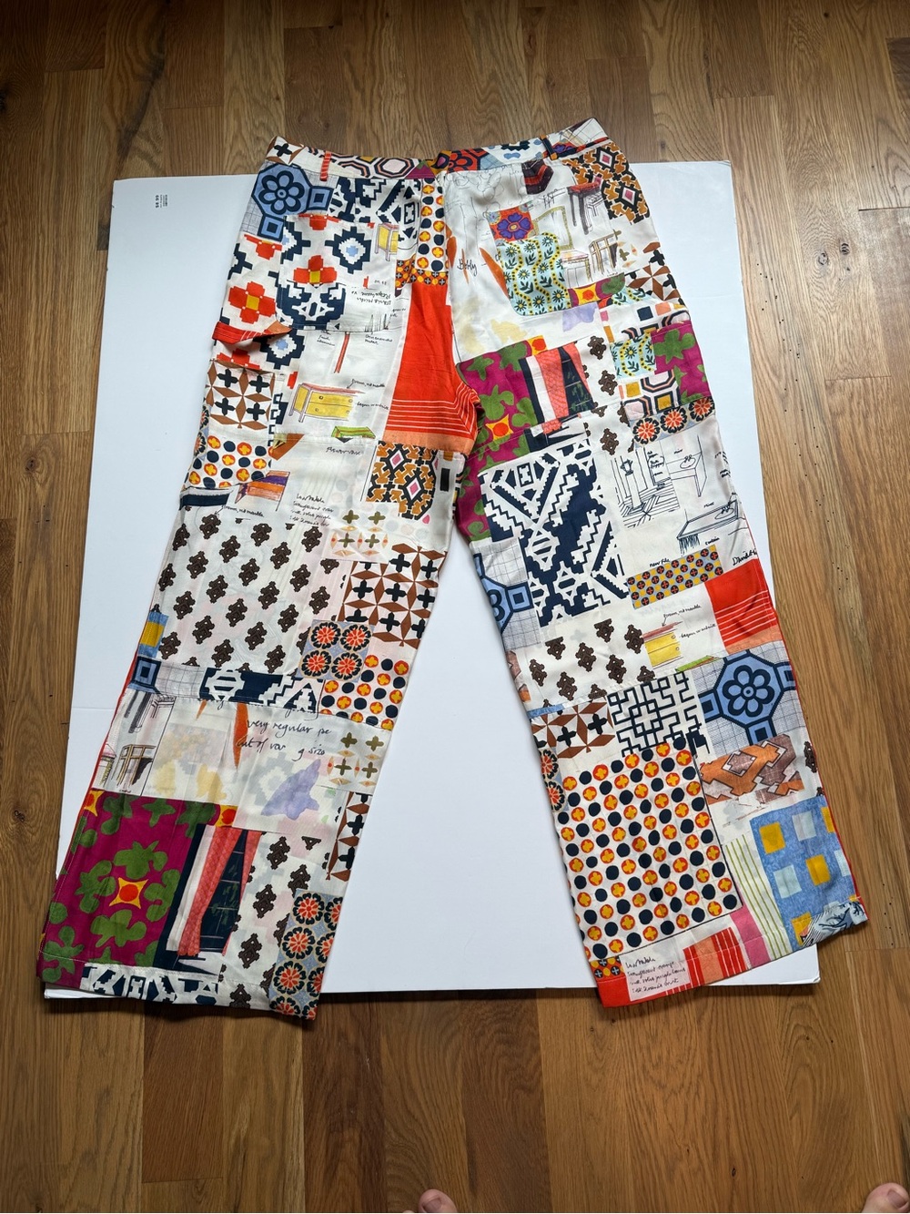 Tory Burch Sienna Printed Silk Trousers | Patchwork Collage | Size Medium - Picture 6 of 16